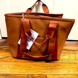 Wild One Pet Carrier NWT Copper